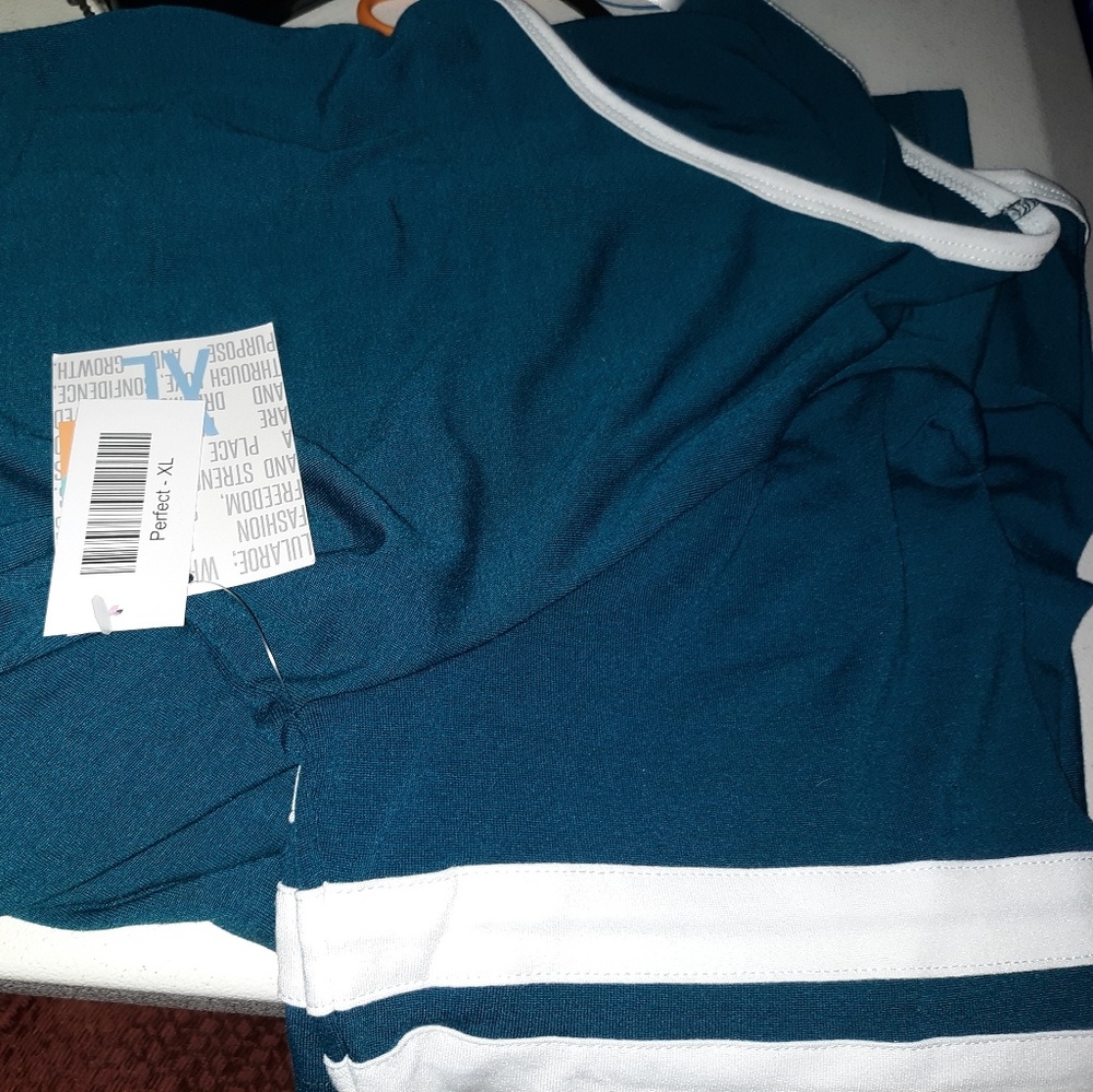 Teal perfect tee